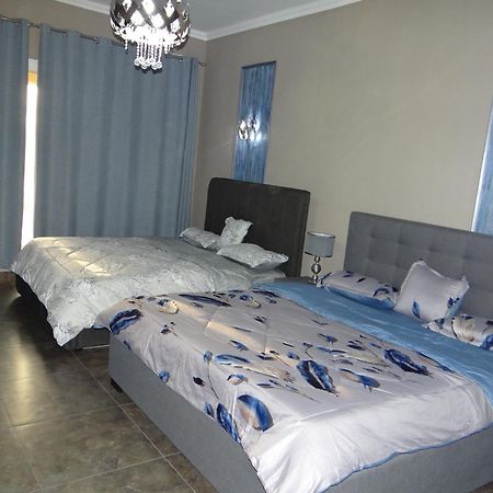 Huge Entire Apartment For Couples ,Families & Groups -Up To 5 Guests- With Free Pool, Steam & Sauna ,Jvc,Dubai Ngoại thất bức ảnh